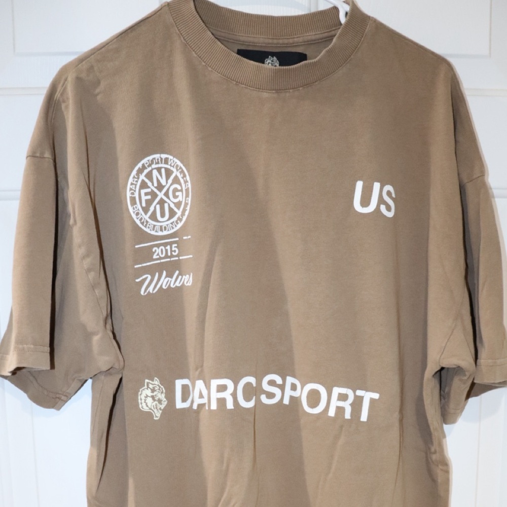 Great condition! Darc Sport Brown Graphic Tee